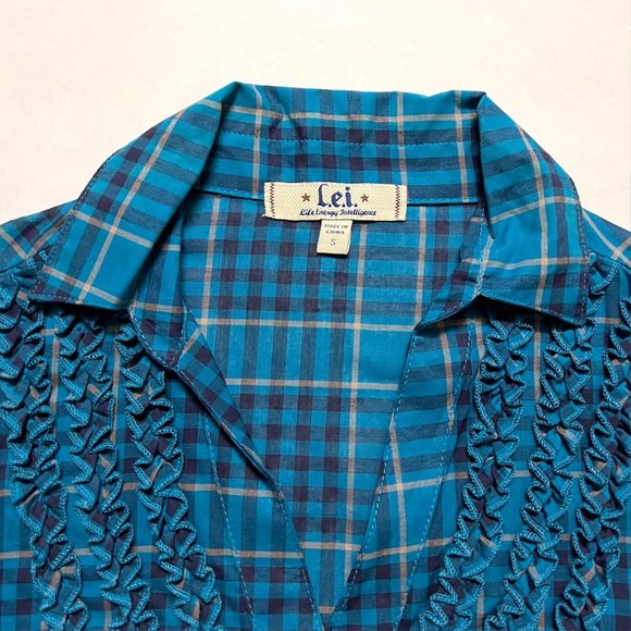 L.e.i. Blue Button Down Ruffle Plaid Top (S) - Picture 8 of 8